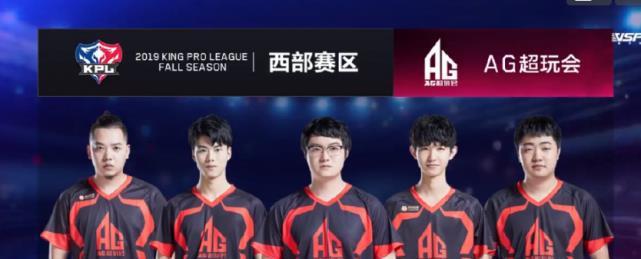 这正是她柔