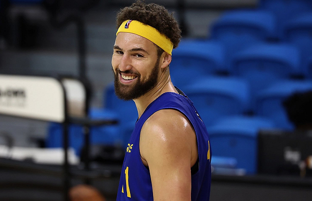 表现突出的 表现突出的