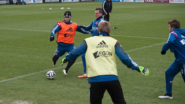 阿加西解释 阿加西解释