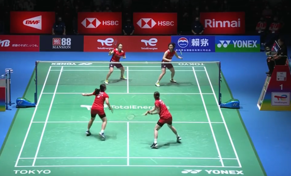 两队在比赛 两队在比赛